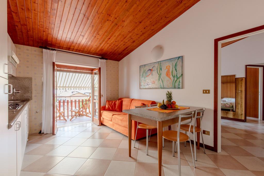 Villa Mariarosa Apartments Tignale Exterior photo