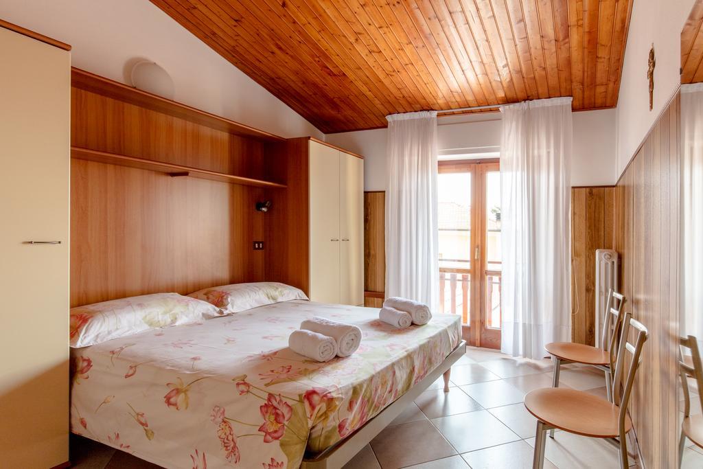 Villa Mariarosa Apartments Tignale Exterior photo
