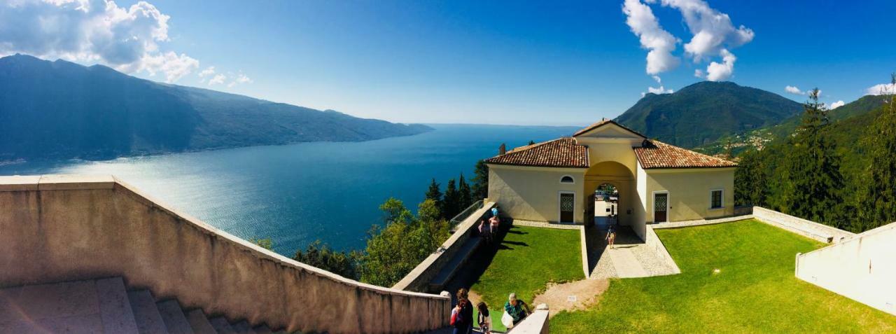 Villa Mariarosa Apartments Tignale Exterior photo
